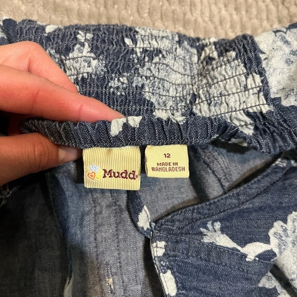Mudd stylish floral